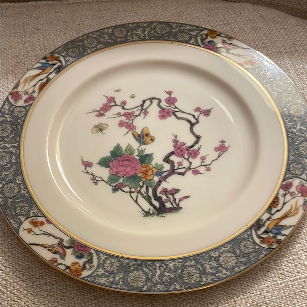 Lenox Ming-  Floral Design Plate - Multicolor